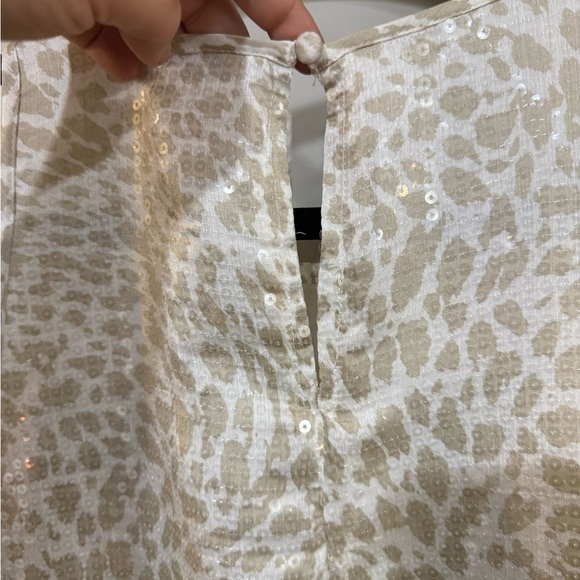 Vince Camuto Tan and Cream Sleeveless Tank Top sequins size small - Picture 10 of 10